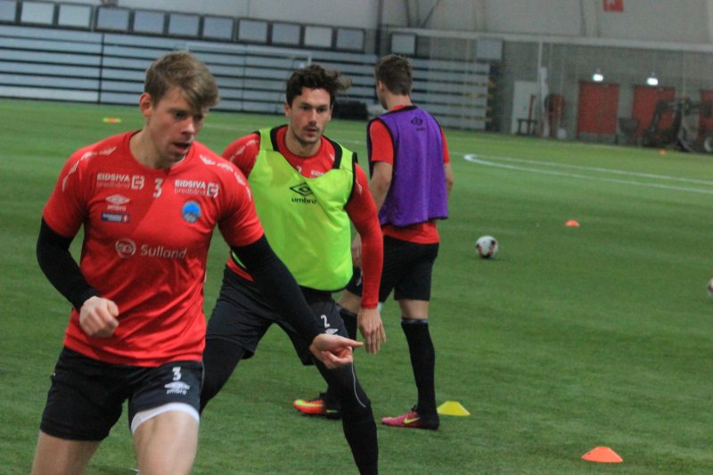 Fredrik Mani Pålerud blir ute i flere uker.