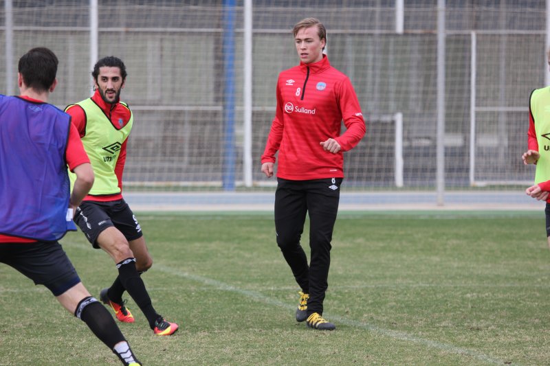 - Artig med ekstra trøkk, mener Ellingsen.