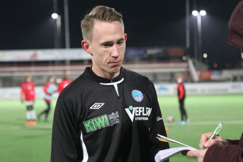 Umbro-antrekk: Både trenere og spillere i prosjektet kles opp i Umbro-tøy. Her representert ved KIL Toppfotballs Erik Gusterud.